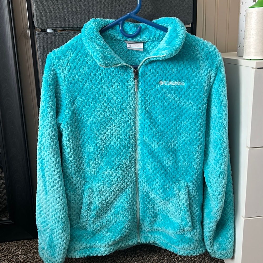 Light blue Columbia zip up jacket. The size is XL youth.